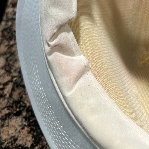 Marvel Deadpool Trucker Baseball Hat Mesh back Adjustable - Picture 5 of 6